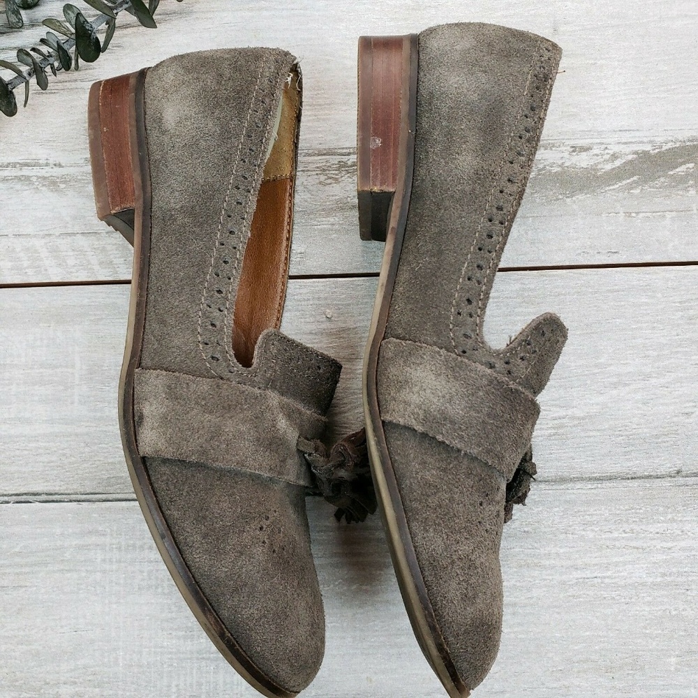 Dolce Vita Gray Suede Loafer Flats - Picture 4 of 5
